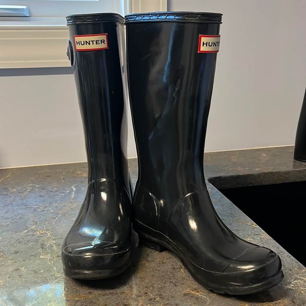 Good used condition, some scuffing and general wear and tear. (See pictures).